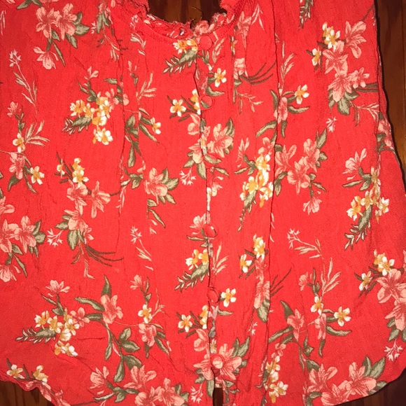 American Eagle Top - Picture 2 of 3